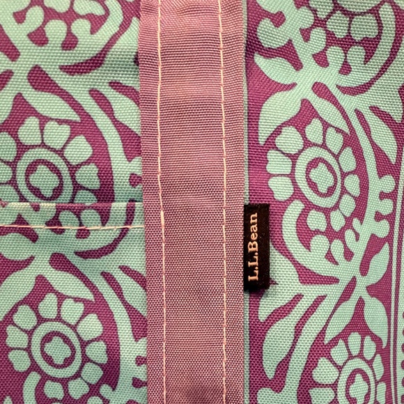 L.L.Bean Zip Top Tote Bag Blue Purple Floral Pattern Canvas Beach Travel - Picture 3 of 6
